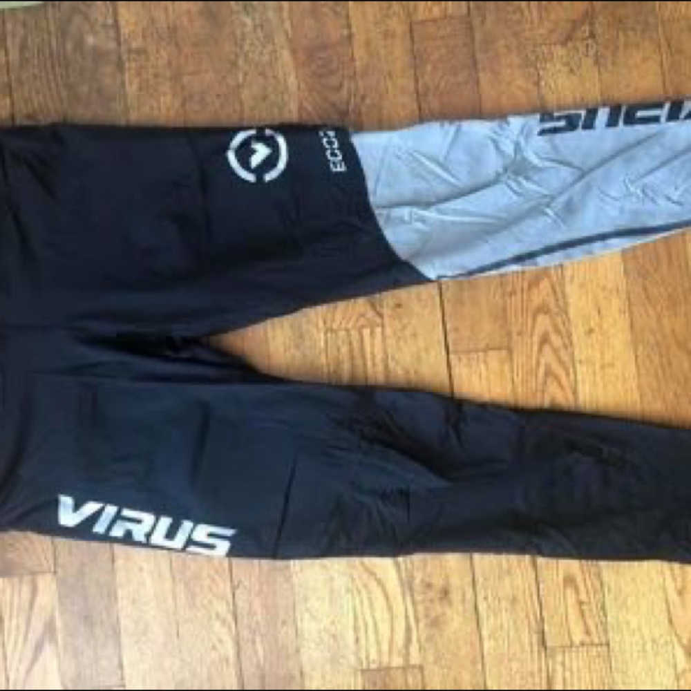 Virus leggings Black and Silver ECo21 Compression Pants size Large. Runs small.